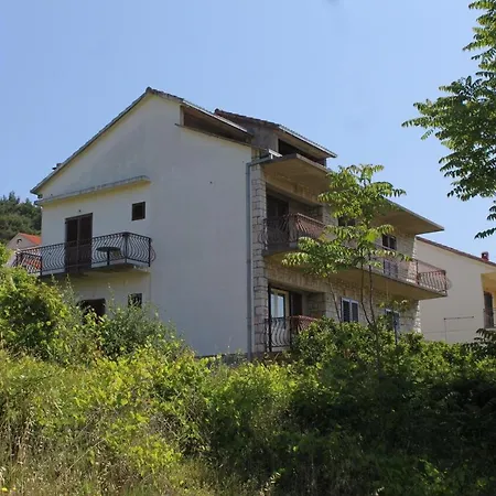 Apartman With A Parking Space Jelsa, Hvar - 8789